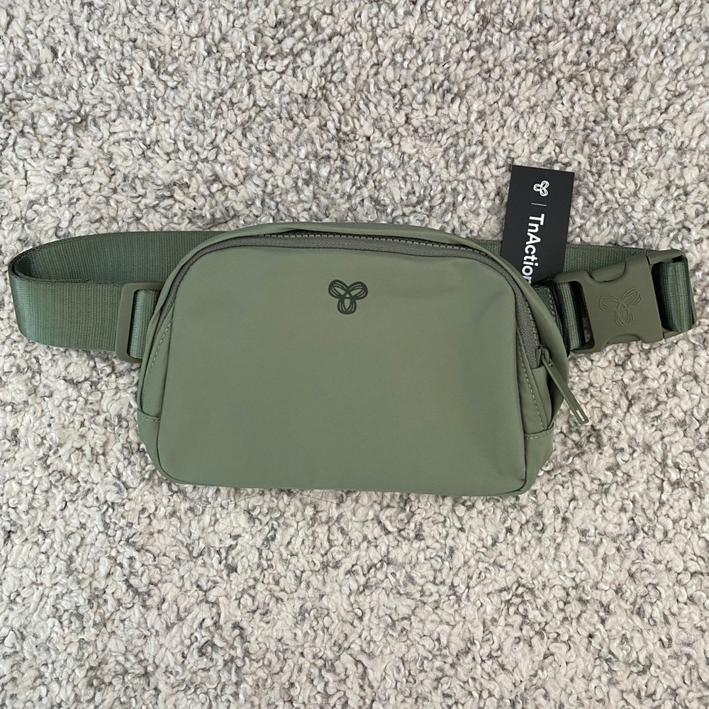 TnAction Ravine Green On-The-Way Bag (NWT) - Picture 1 of 4